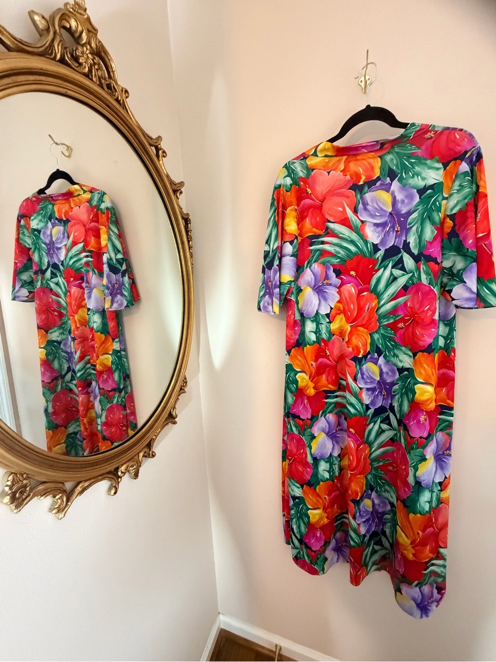 Vintage Vibrant Floral Nightgown